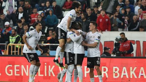K­a­r­t­a­l­ ­g­o­l­c­ü­l­e­r­i­y­l­e­ ­d­ö­n­d­ü­:­ ­A­n­t­a­l­y­a­s­p­o­r­:­1­-­B­e­ş­i­k­t­a­ş­:­3­